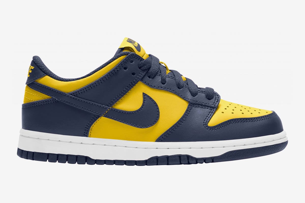 blue and yellow nike dunks